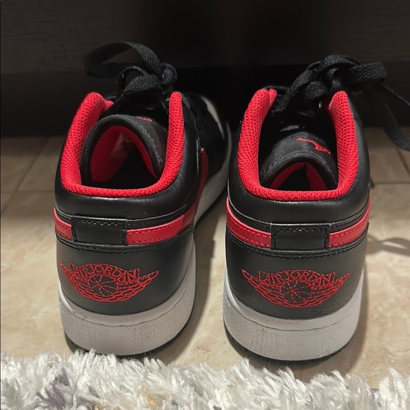 👀 NIKE JORDAN 1 👀 - Picture 3 of 6